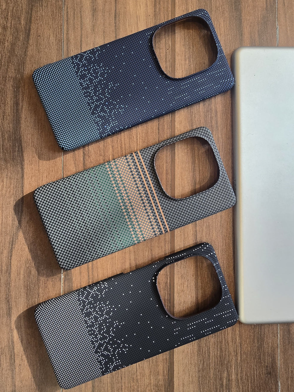 Ultra-thin Kevlar Pattern design case for iqoo Z9s - Blue Waves