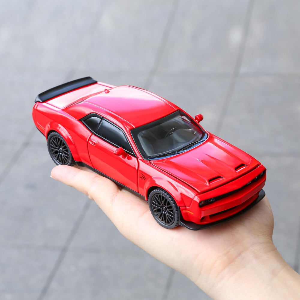 1:32 Scale Red Alloy Metal Pull Back Die-cast Dodge Challenger car