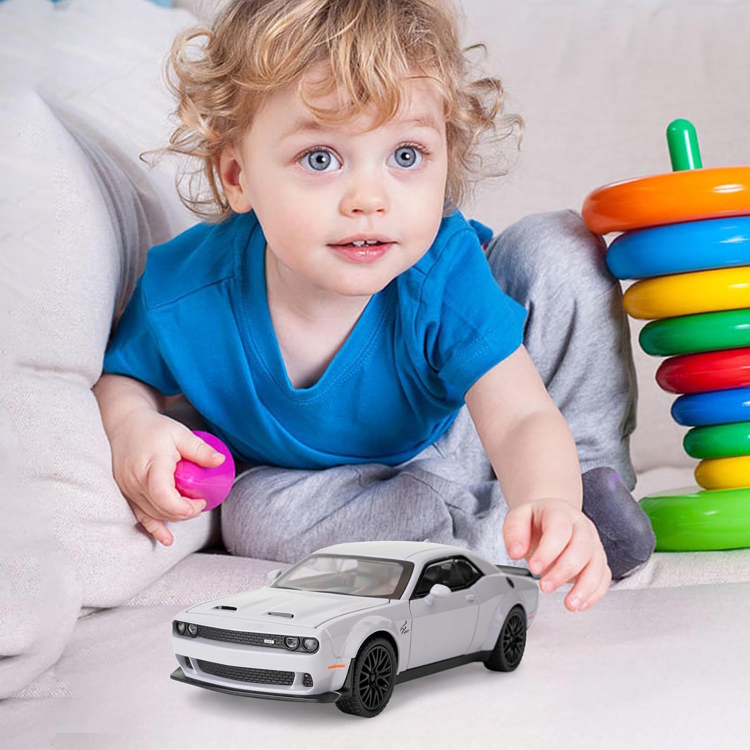 1:32 Scale Exclusive Alloy Metal Pull Back Die-cast Dodge Challenger-Grey