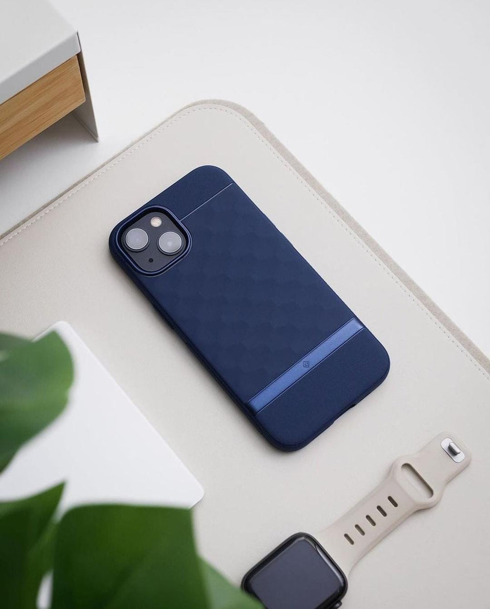 Blue Caseology Parallax MagFit Case for iPhone 13/14/15 Series