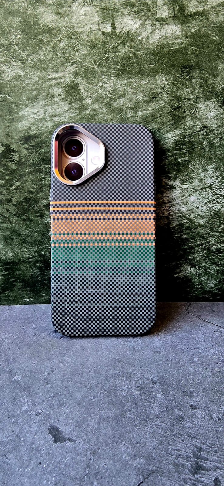 Grey Texture Slim PC Mag safe Cover for iPhone 16