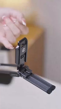 Carabiner-Mounted MagSafe Mobile Phone Tripod
