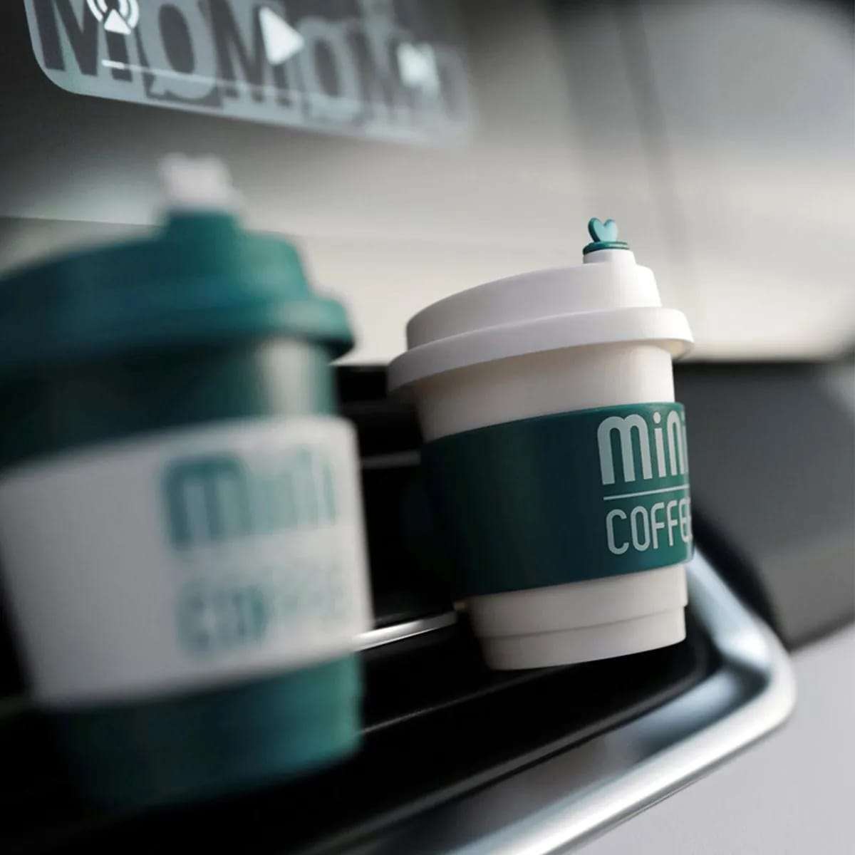 White / Green Color Car Mini Coffee Cup Air Fresheners